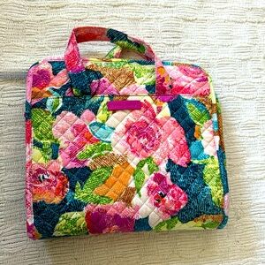 Vera bradley make up bag